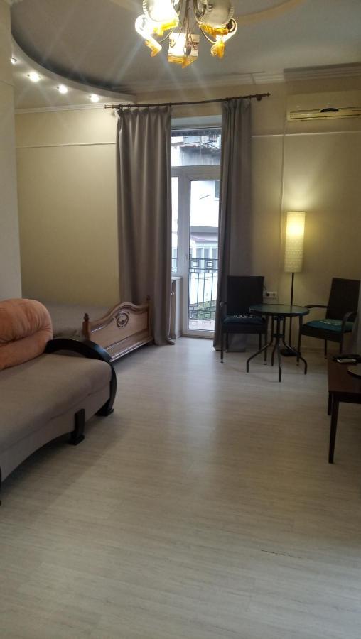 Квартира В Центре Торговая 6 Odessa Eksteriør billede